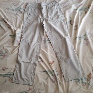 The North Face Women's Size 10 With Custom Belt Loop Grey Khaki Pant. GUC